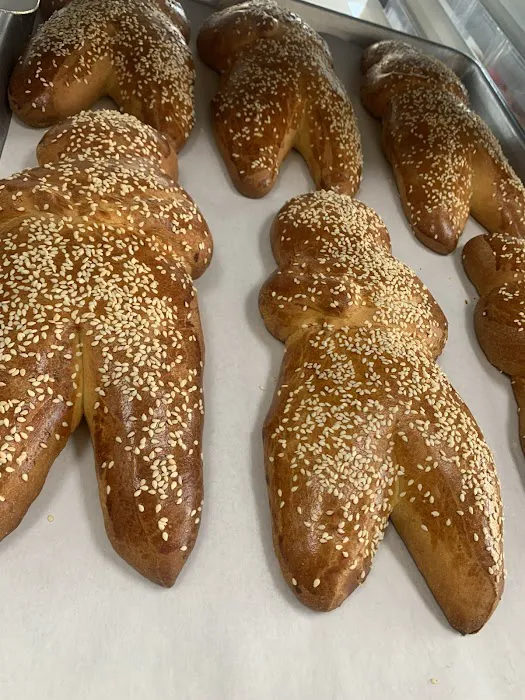 Panaderia La Pequeña Picture 3