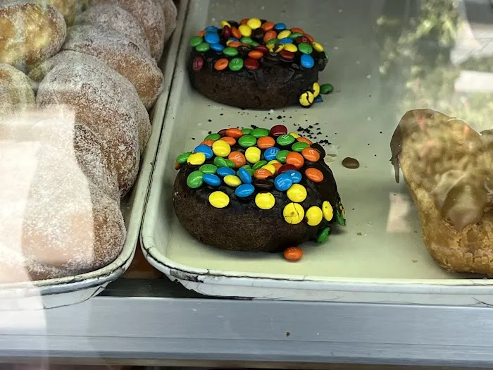 M & M Donuts Picture 5