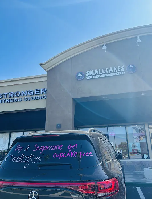 Smallcakes: Cupcakery & Creamery Picture 2