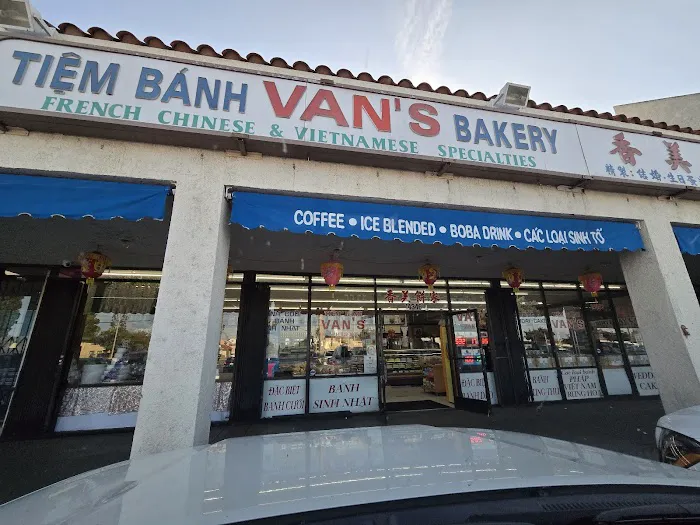 Van's Bakery Picture 5