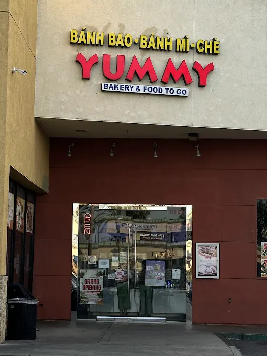 Yummy Bakery & Food To Go Picture 4
