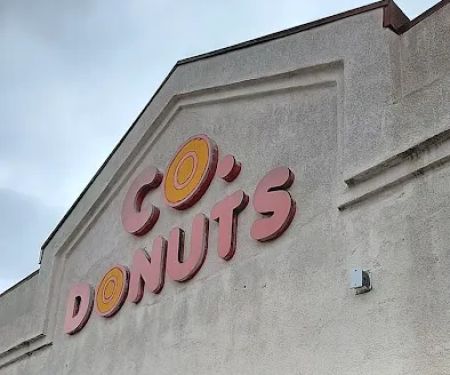 Colonial Donut