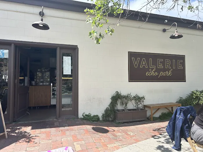 Valerie Echo Park Picture 1