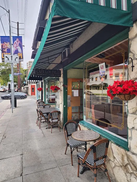 Cafe Los Feliz Picture 10