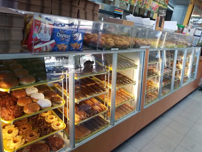 Donut Factory Picture 2