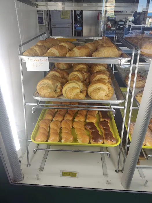 Amigo Donuts Picture 9