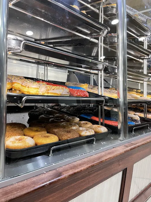 Winchell's Donut House Picture 9