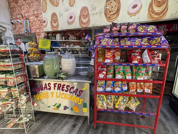 El Aguila Bakery Picture 9