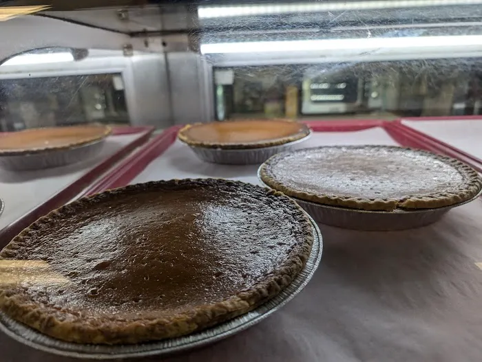 De Leon's Bakery Picture 5