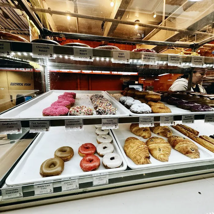 Randy's Donuts Picture 4