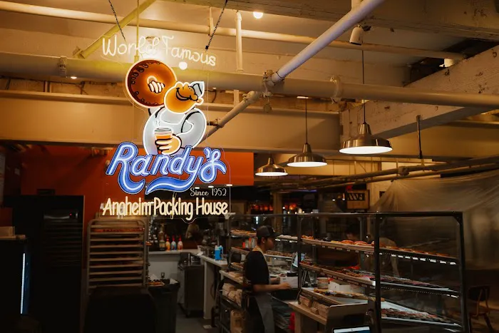 Randy's Donuts Picture 6