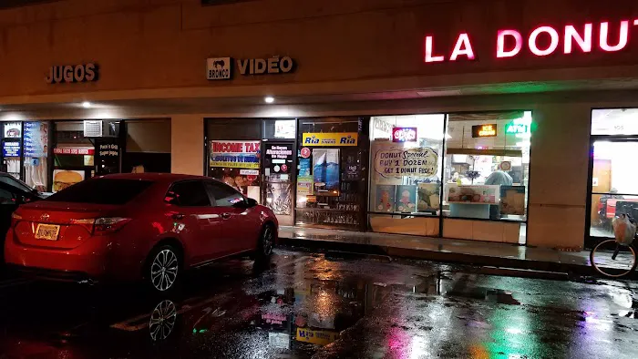 L.A. Donuts Picture 1
