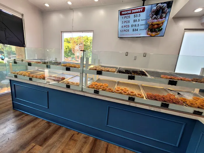 Mochi Donut Cafe - Anaheim Picture 1
