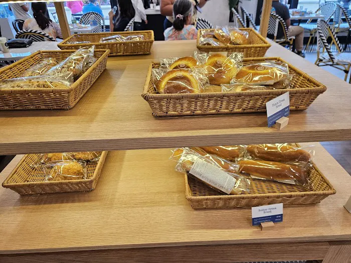 Paris Baguette Picture 10