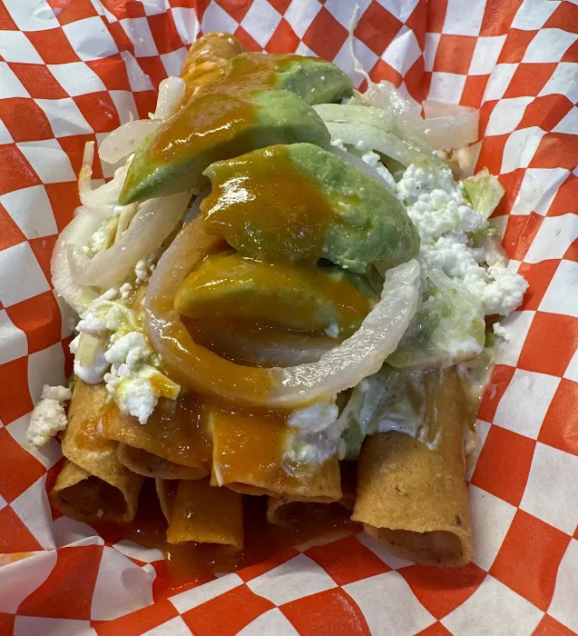 Estrella De Mexicali & EDM Catering Picture 3