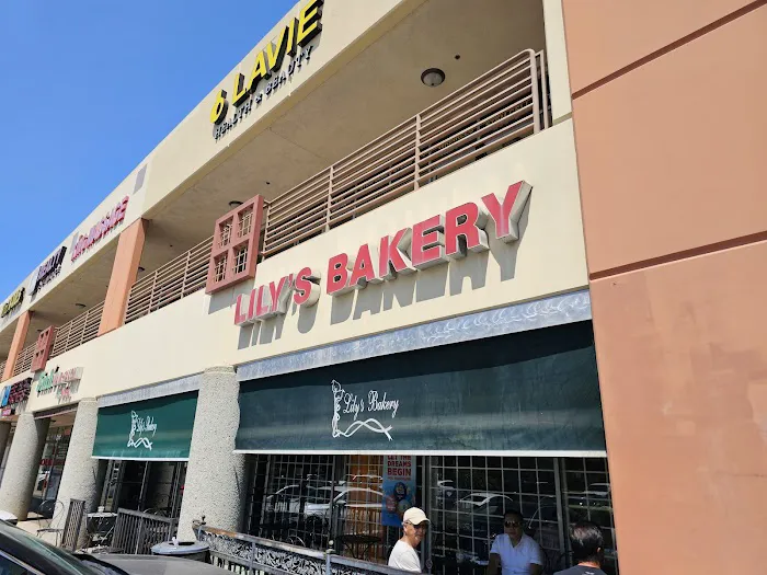Lily's Bakery Picture 4