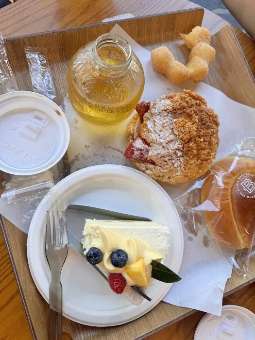 Paris Baguette Picture 1
