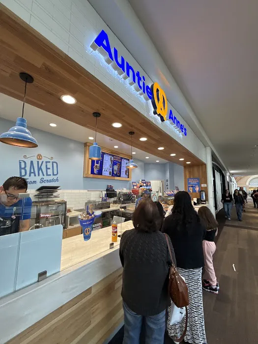 Auntie Anne's Picture 1