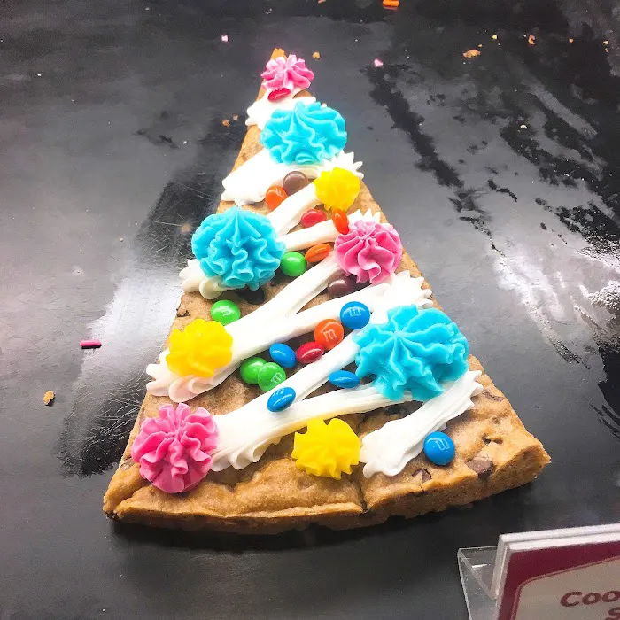 Mrs. Fields Picture 8