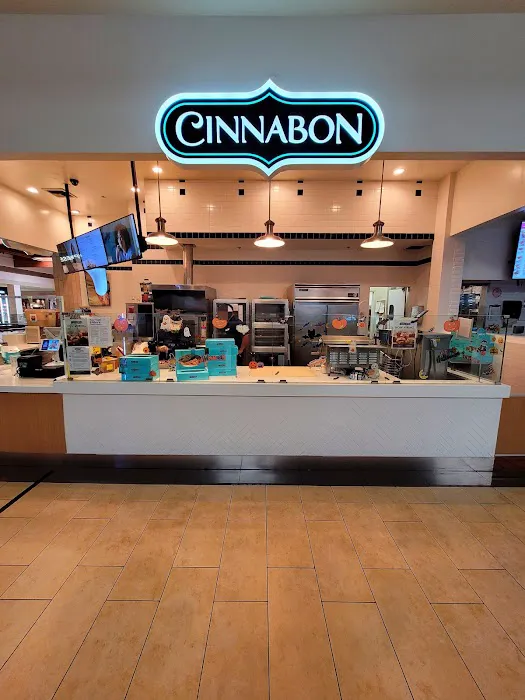 Cinnabon Picture 8