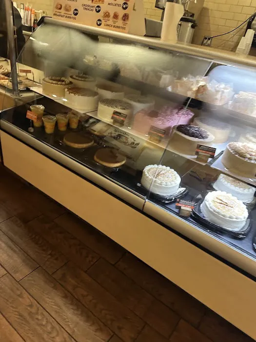 La Monarca Bakery & Cafe Picture 2