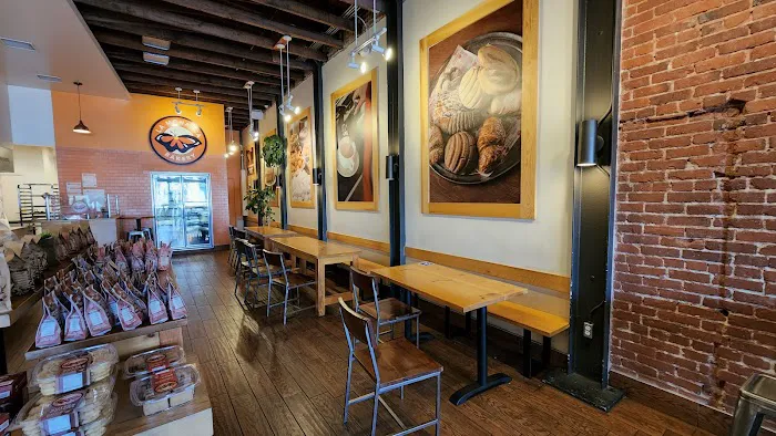 La Monarca Bakery & Cafe Picture 9
