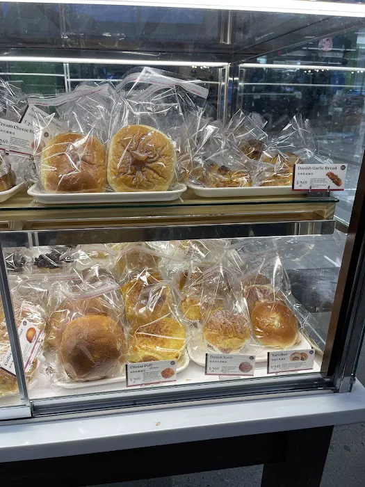 BF Bakery & Cafe Picture 3