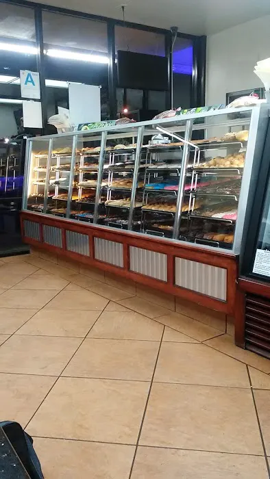 Yum Yum Donuts Picture 9