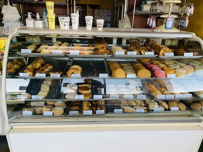 La Puente Bakery Picture 9
