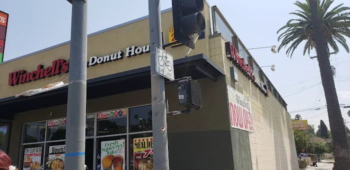 Winchells Donut House Picture 8