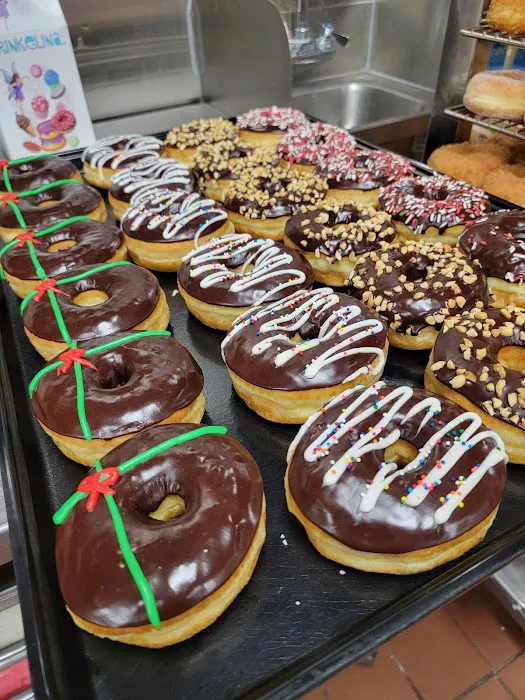 Winchells Donut House Picture 7