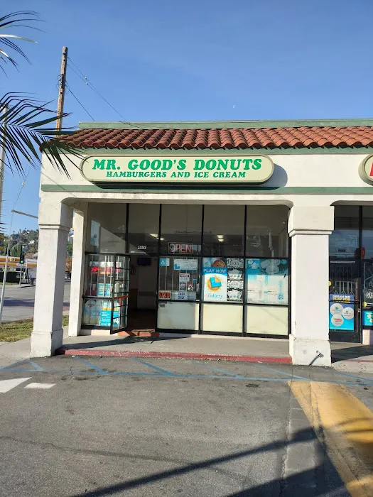 Mr. Good's Donuts Picture 2