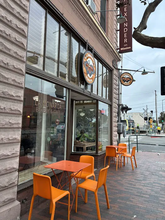 La Monarca Bakery & Cafe Picture 2