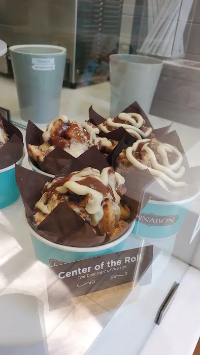Cinnabon Picture 8