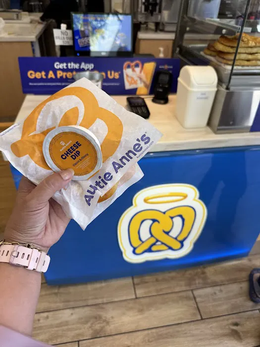Auntie Anne's Picture 8