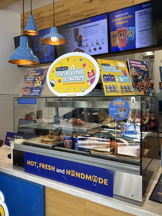 Auntie Anne's Picture 1