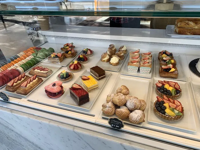 E Patisserie & Cafe Picture 10