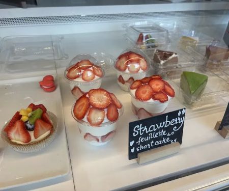 E Patisserie & Cafe