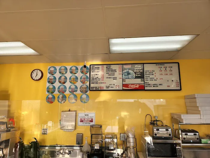 Friends's Donuts & Subs Picture 9