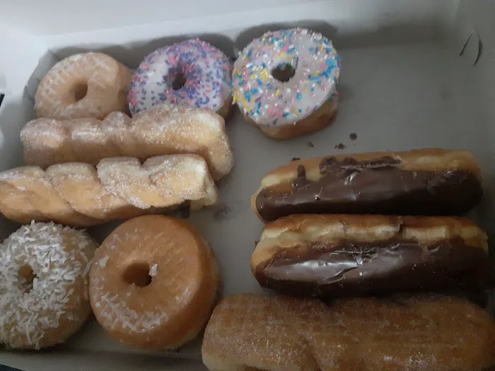Friends's Donuts & Subs Picture 3