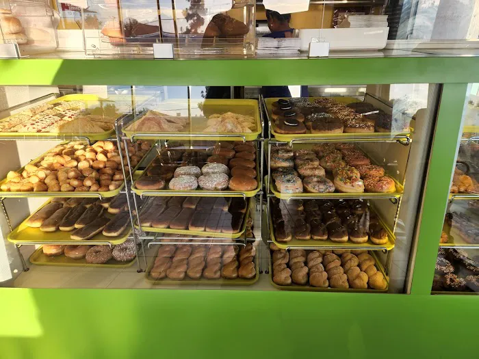 Friends's Donuts & Subs Picture 10