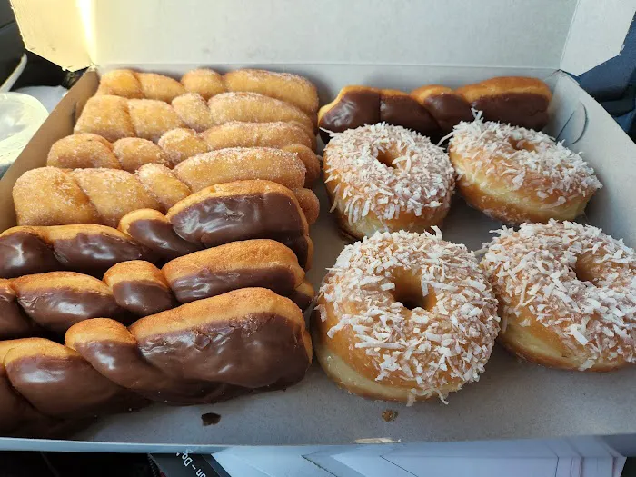 Friends's Donuts & Subs Picture 8