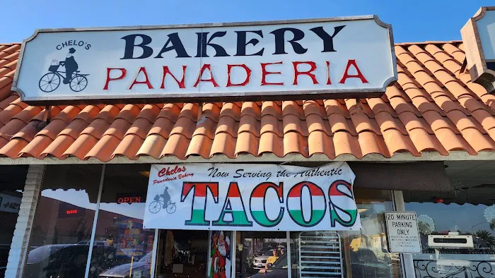 Chelos Panaderia Picture 5