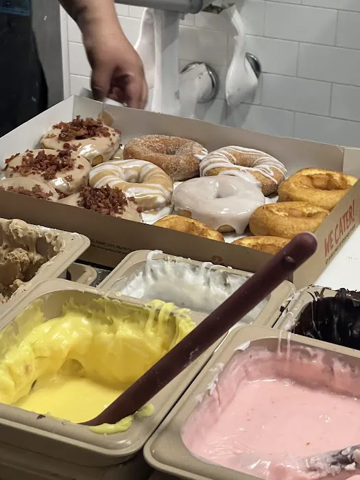 Duck Donuts Picture 9