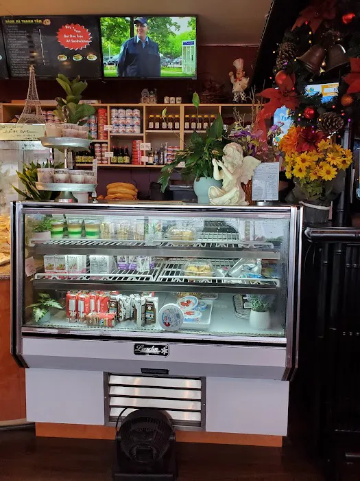 Thanh Tam Bakery Picture 3