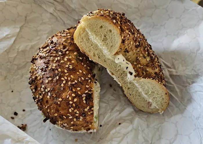 JT's Bagel Hut Picture 4