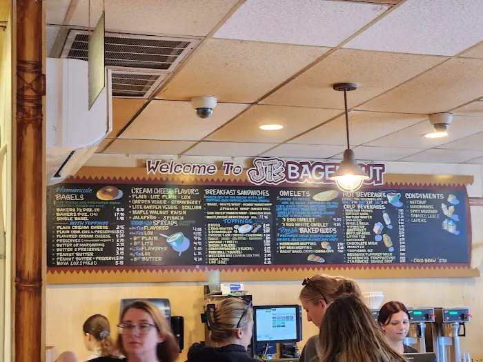 JT's Bagel Hut Picture 2