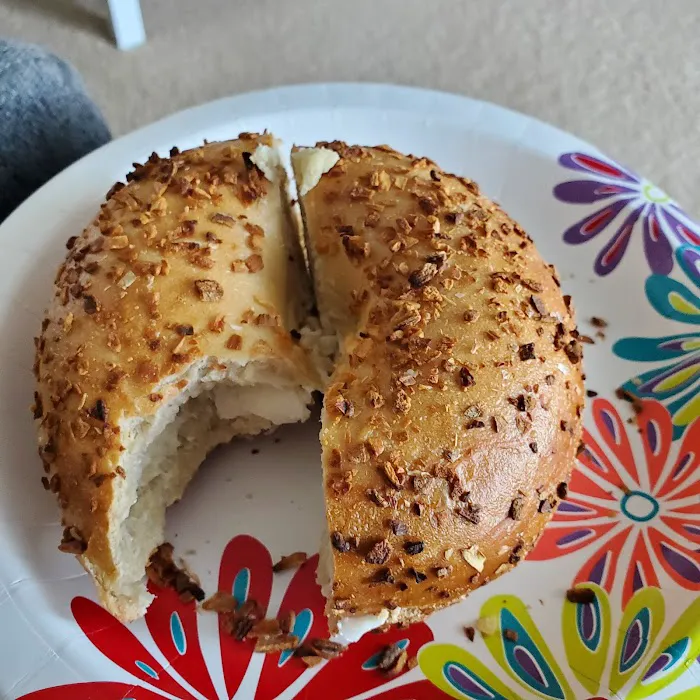 JT's Bagel Hut Picture 8