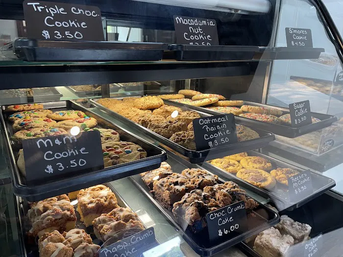 Sweet Eats Bakery Picture 3