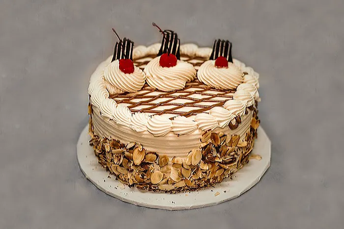 El Pavo Bakery Picture 9